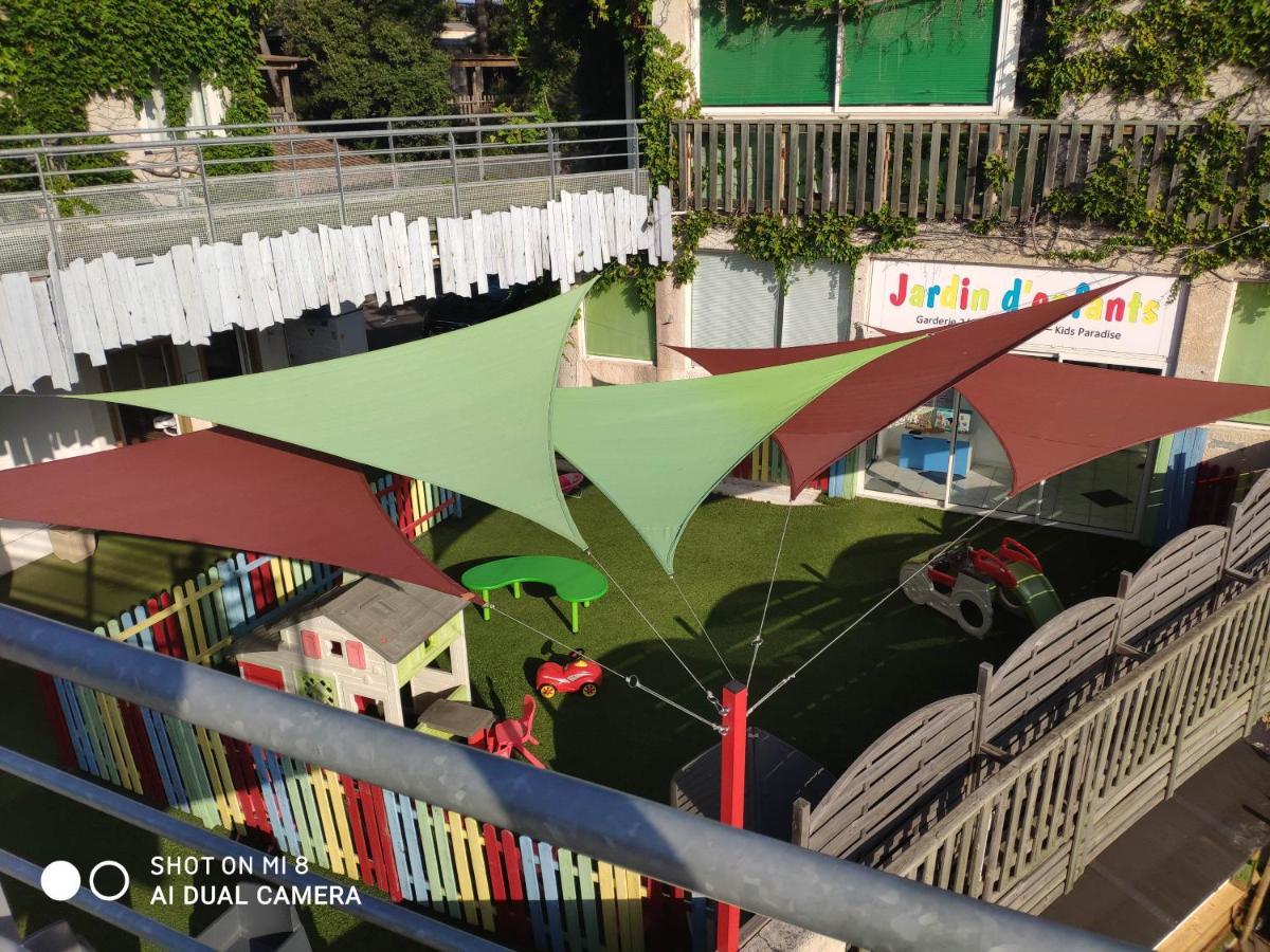 Regency Holiday Tour Operateur Dans Camping 5 Etoiles Frejus, Cote D'azur Campsite