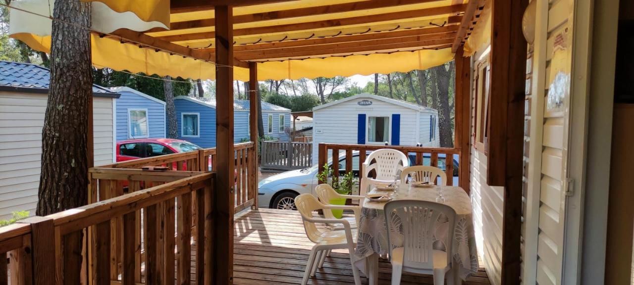Regency Holiday Tour Operateur Dans Camping 5 Etoiles Frejus, Cote D'azur Campsite
