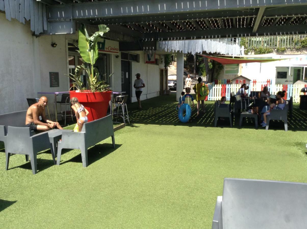 Regency Holiday Tour Operateur Dans Camping 5 Etoiles Frejus, Cote D'azur Campsite Frejus