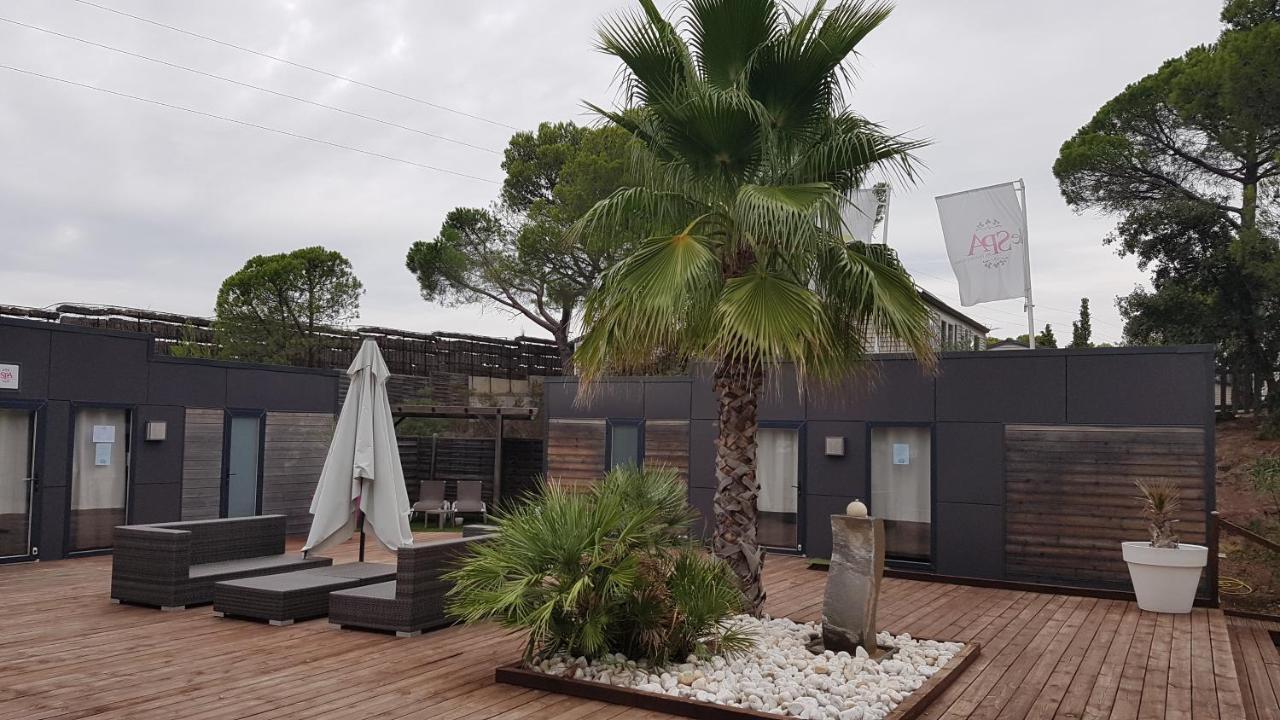Regency Holiday Tour Operateur Dans Camping 5 Etoiles Frejus, Cote D'azur Campsite